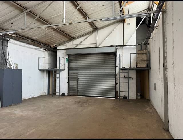 515M² WAREHOUSE TO LET IN PRETORIA WEST
